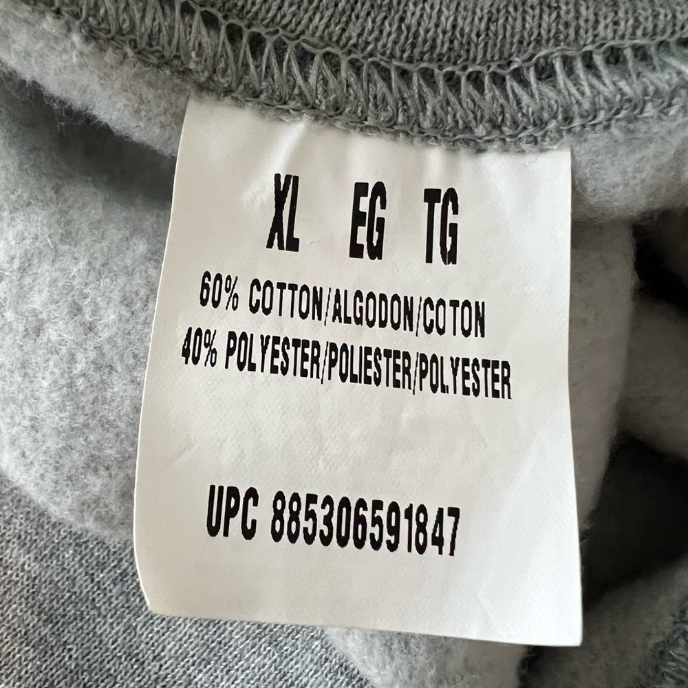 Fruit of the Loom Gray Crewneck Sweatshirt - Picture 7 of 8
